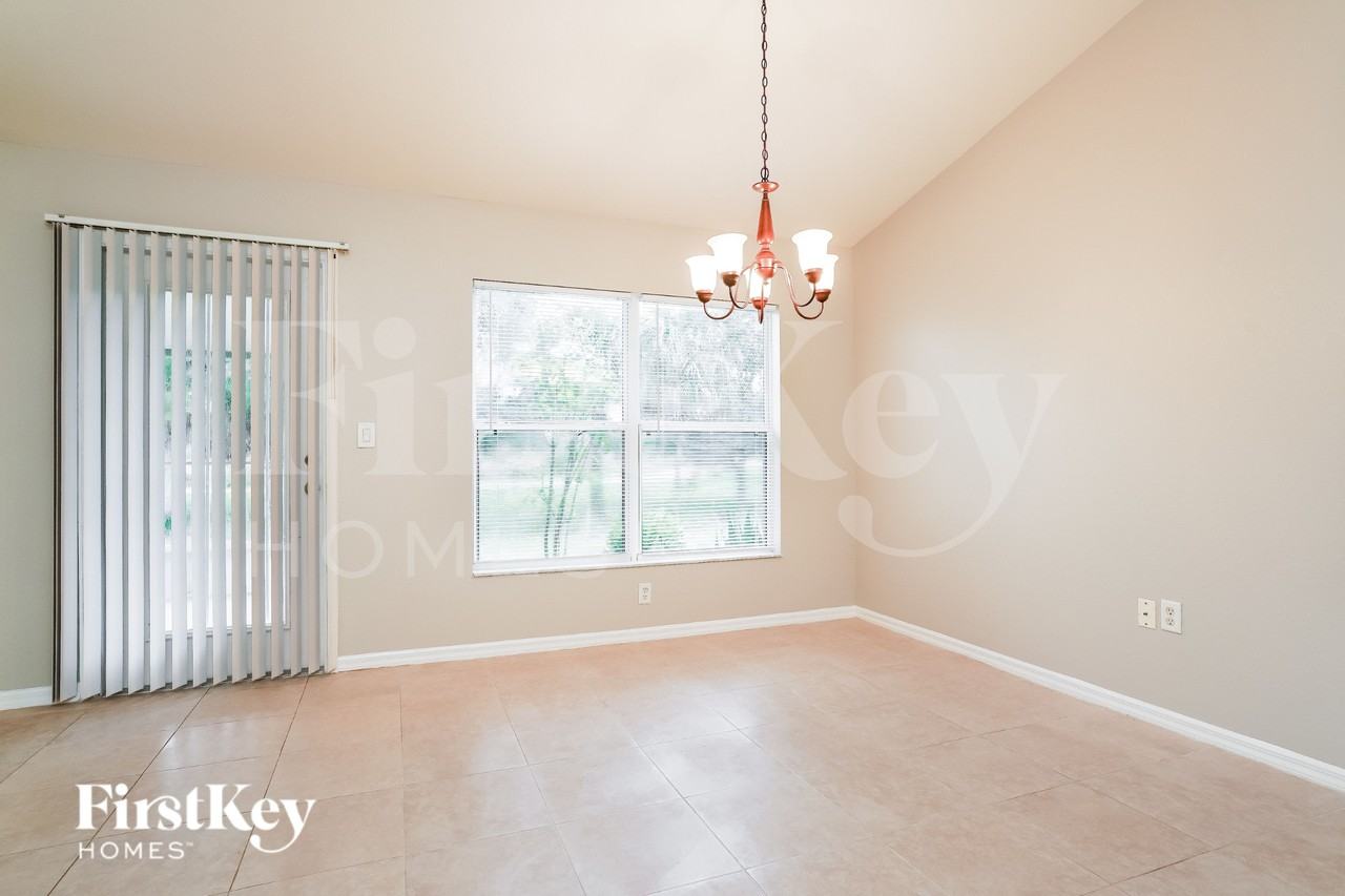 226 North Ave - Photo 4 of 19