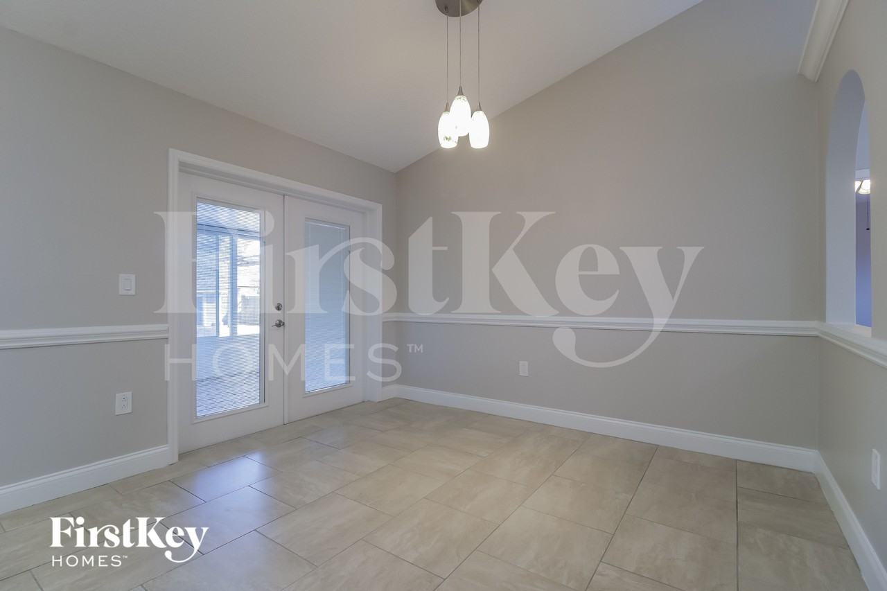 6633 Emil Ave - Photo 6 of 16