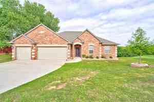 featured image of 2023 Westbury Dr