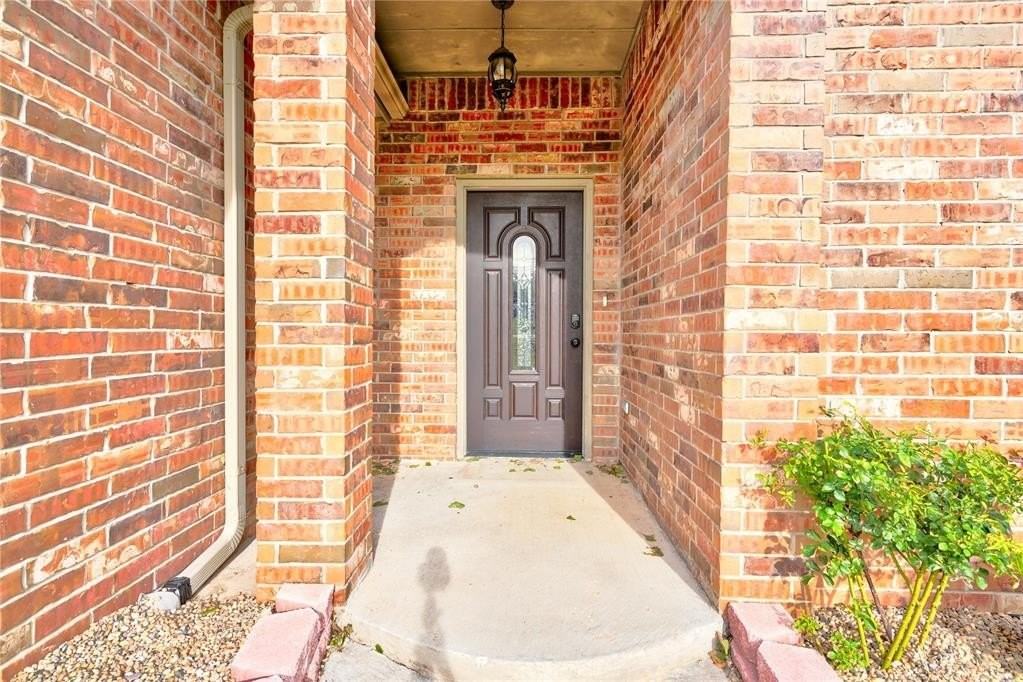 2023 Westbury Dr - Photo 3 of 49
