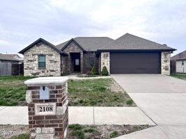 featured image of 2108 Arizona Ave