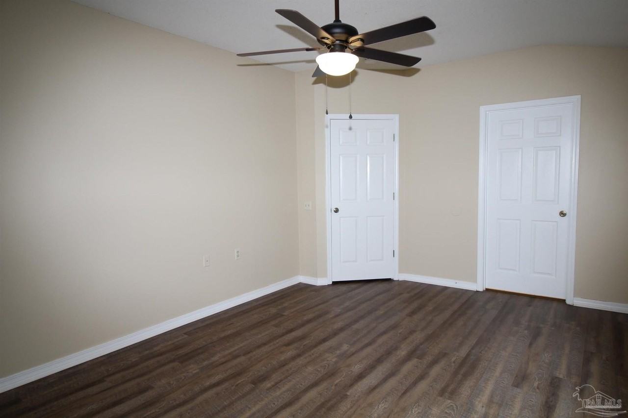 130 Wildflower Ln - Photo 7 of 15