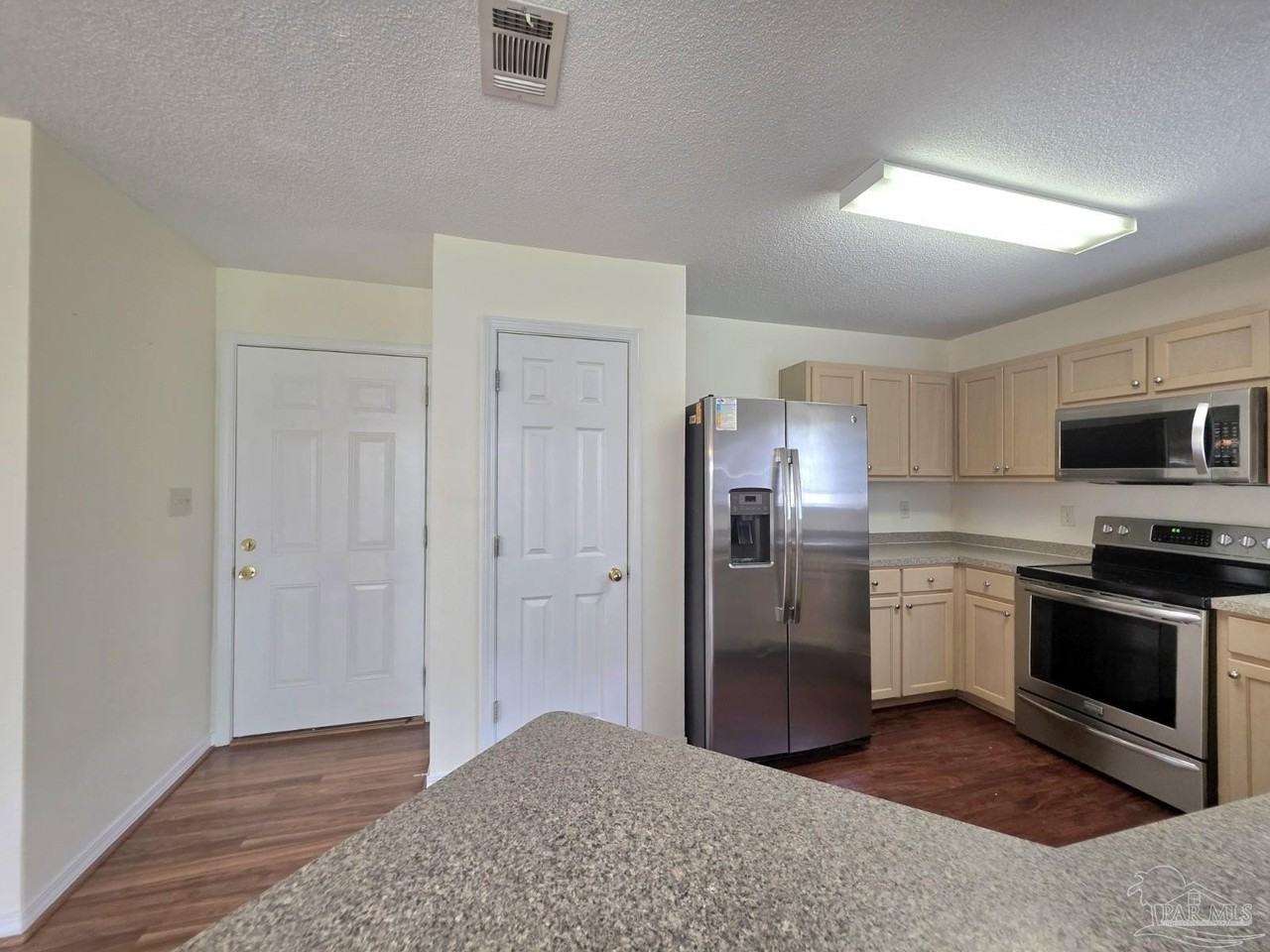 6379 Mers Ln - Photo 7 of 21