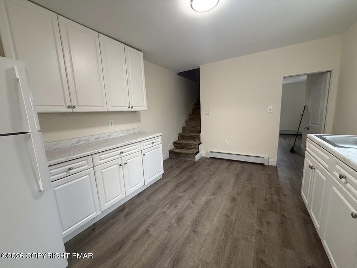 728 Ann St #728 - Photo 3 of 15