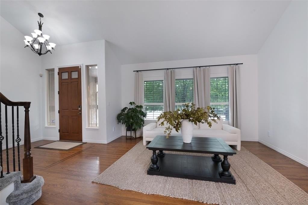 1411 Fieldwood Ct - Photo 7 of 50