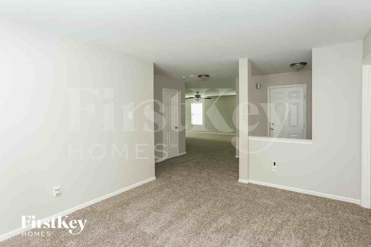 657 Bright Orchid Ave - Photo 7 of 16