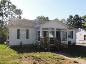 1706 Kirby Dr - Photo 1 of 1
