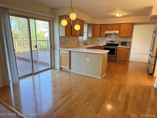 2899 Mystic Dr - Photo 3 of 17