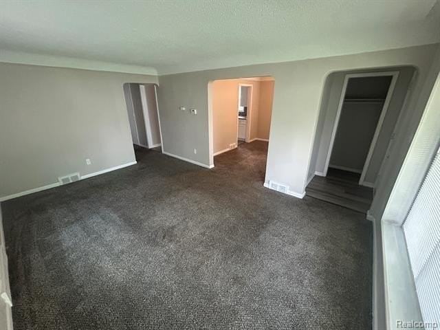 1150 Magnolia Dr - Photo 5 of 18