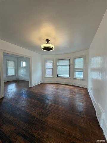 1441 W Euclid St - Photo 6 of 16