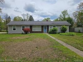 featured image of 3221 Union Lake Rd