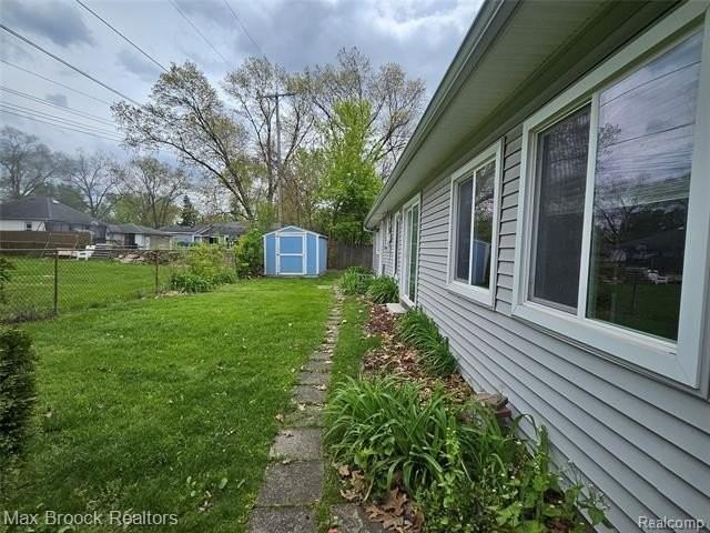 3221 Union Lake Rd - Photo 2 of 20