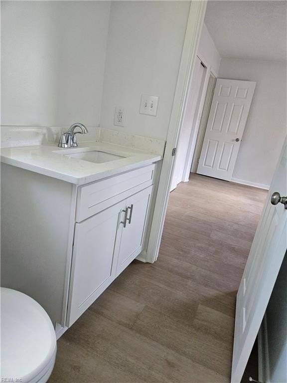 904 Rudee Ave - Photo 5 of 15