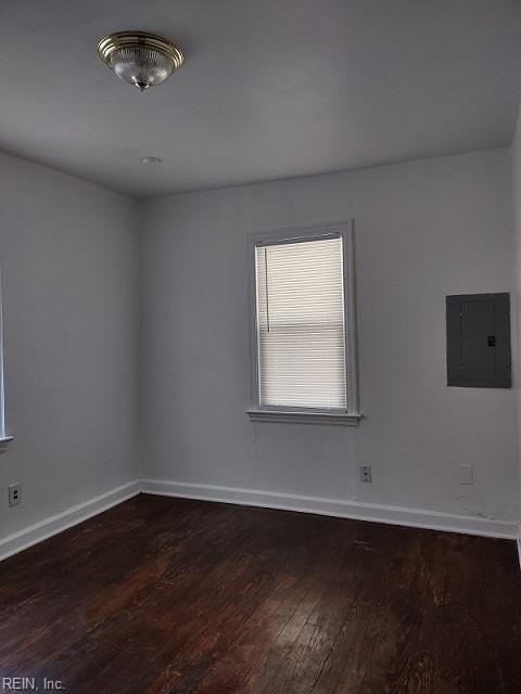 635 46th St - Photo 6 of 29