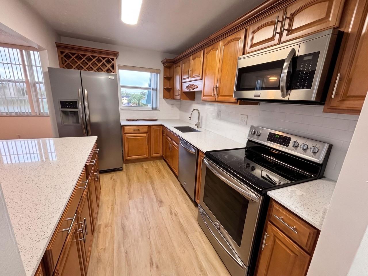 2741 Taft St #403 - Photo 2 of 18