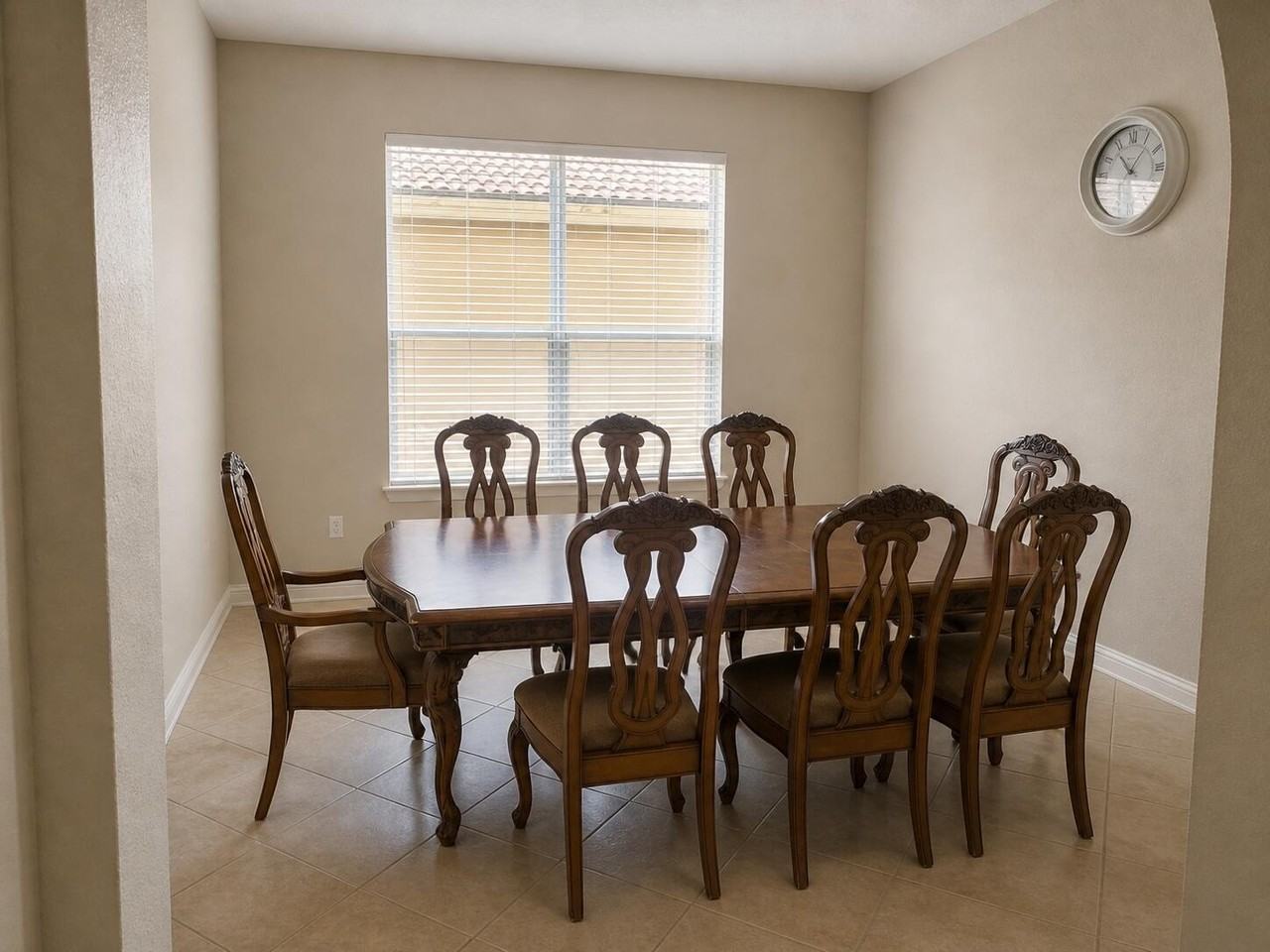 3945 Torres Cir - Photo 6 of 21