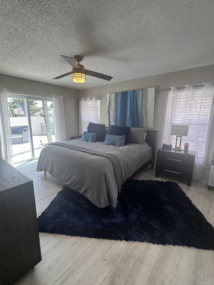 499 Sw 28th Ave - Photo 6 of 24