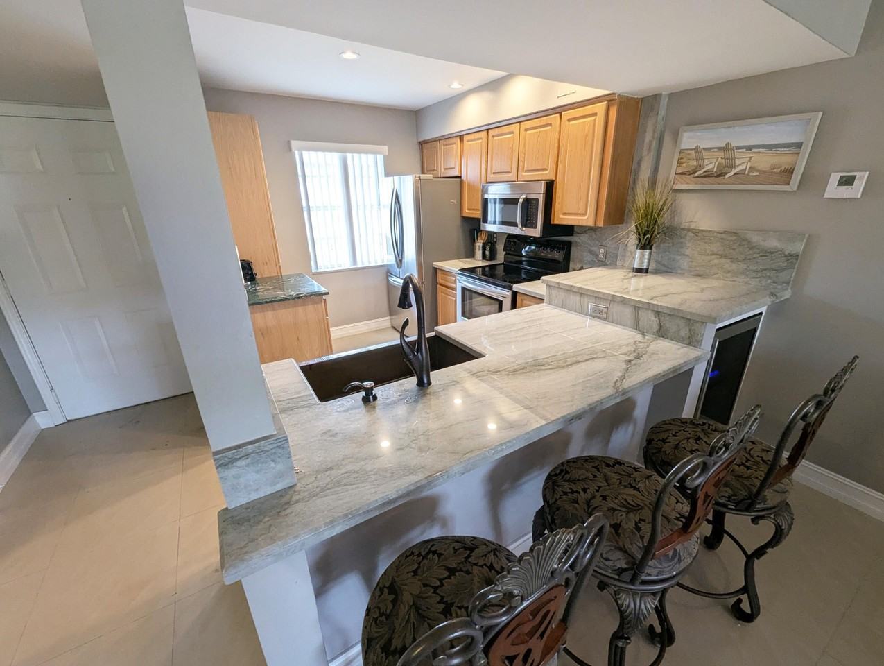 1045 Lake Shore Dr #202 - Photo 6 of 25