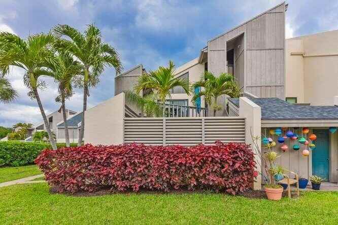 1605 S Us Highway 1 #9H