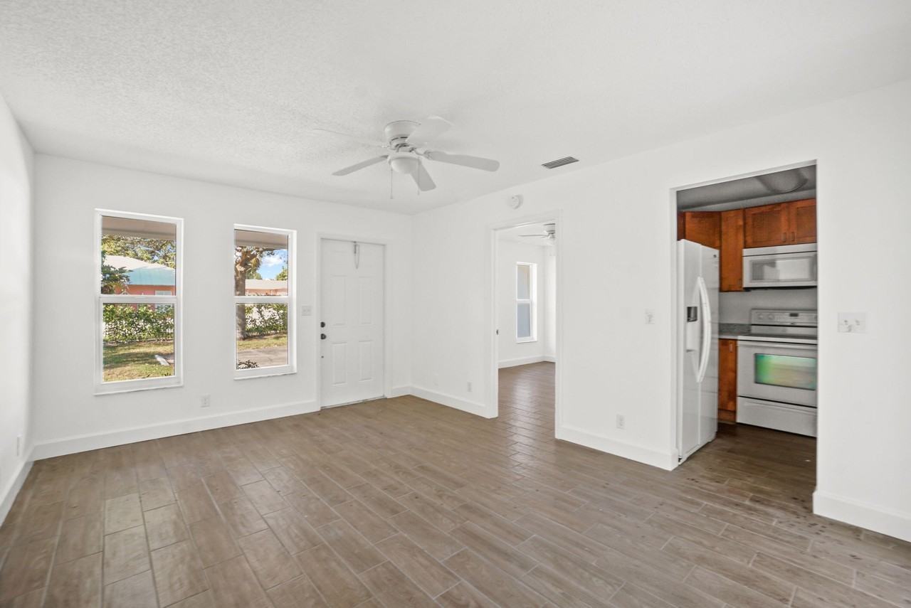 12054 Ellison Wilson Rd - Photo 3 of 15