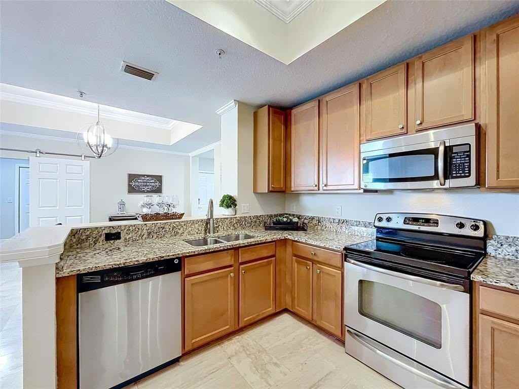 4680 Mimosa Pl #810 - Photo 3 of 42