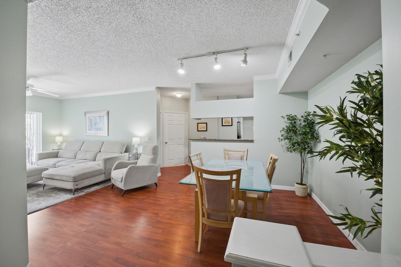 3221 Tuscany Way #3221 - Photo 6 of 50