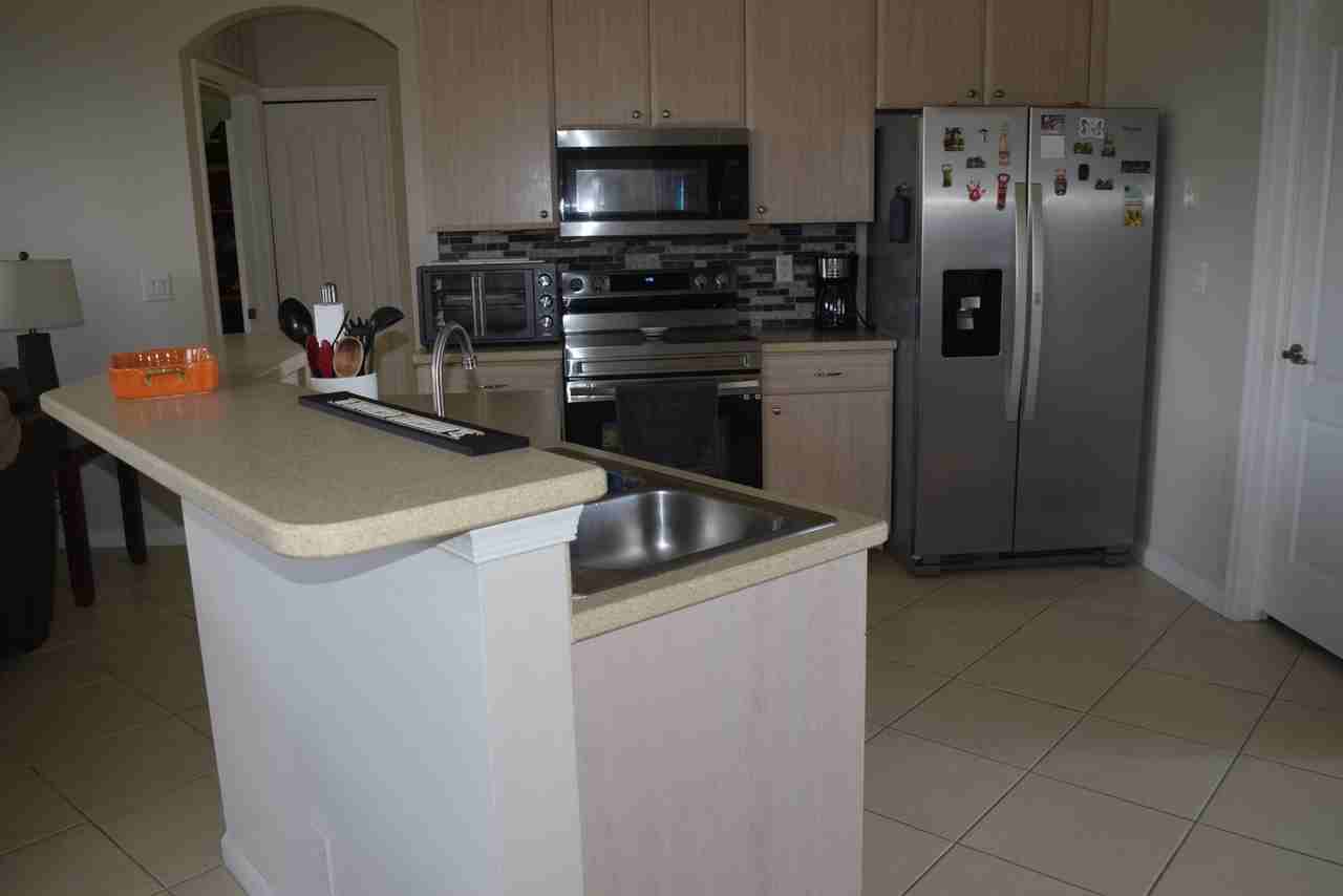 2232 Sw Savage Blvd - Photo 7 of 11