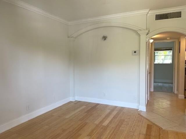 901 Ne 3rd St - Photo 2 of 18