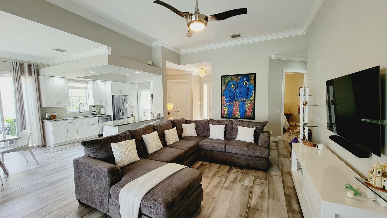 8241 Tobago Ln - Photo 7 of 50