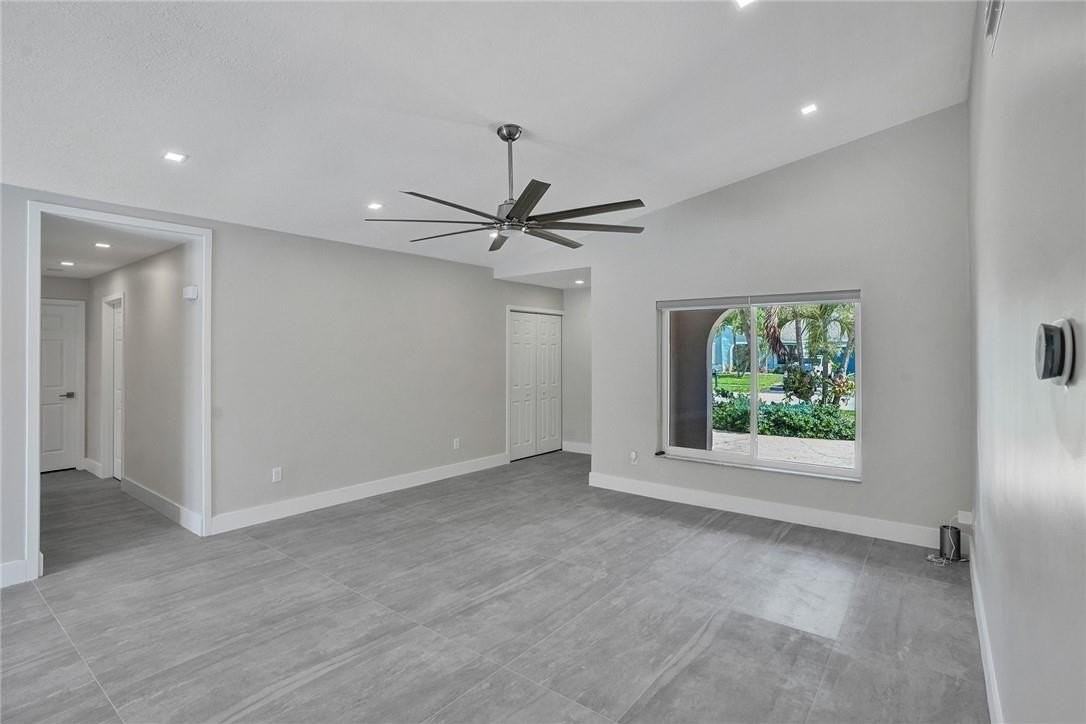 11627 Sw 50th St - Photo 3 of 50