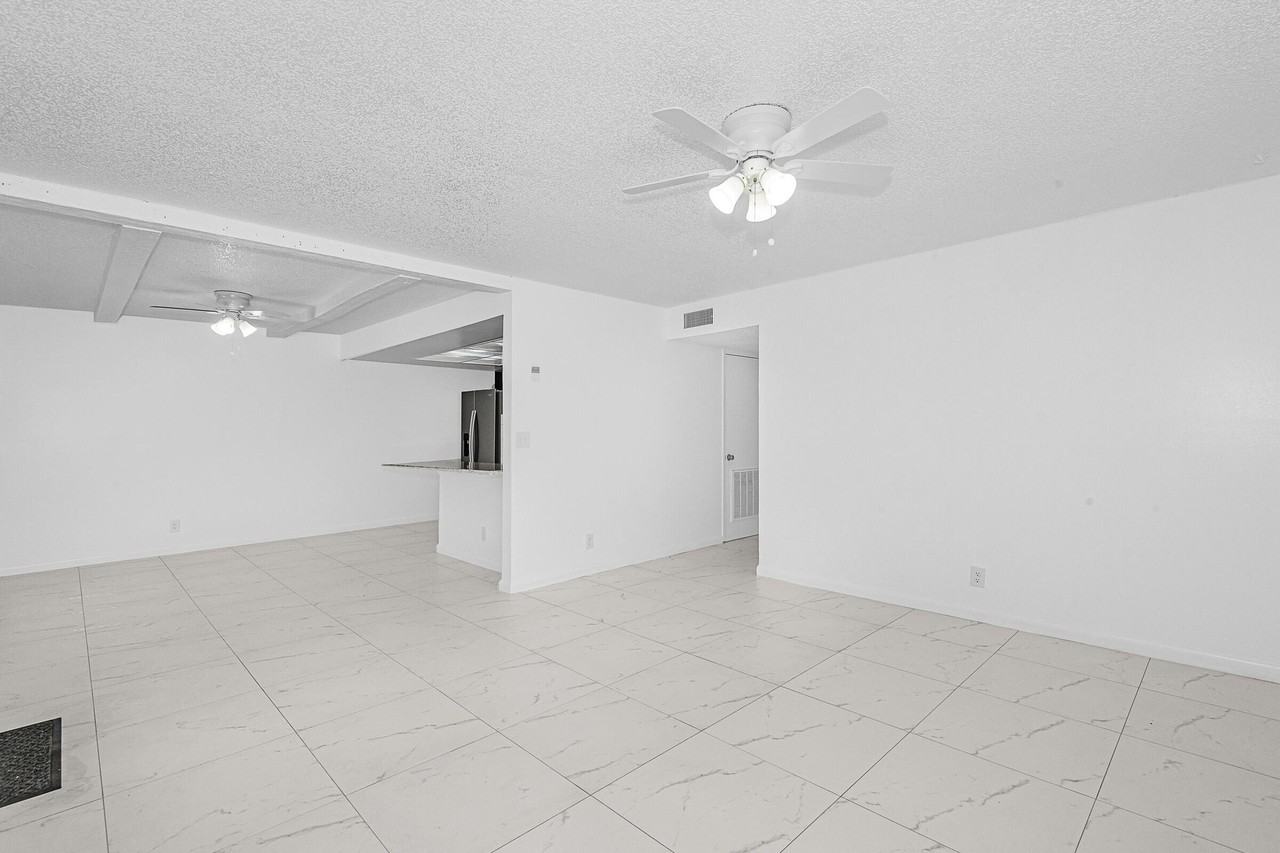 8706 W Sample Rd #4 - Photo 6 of 21