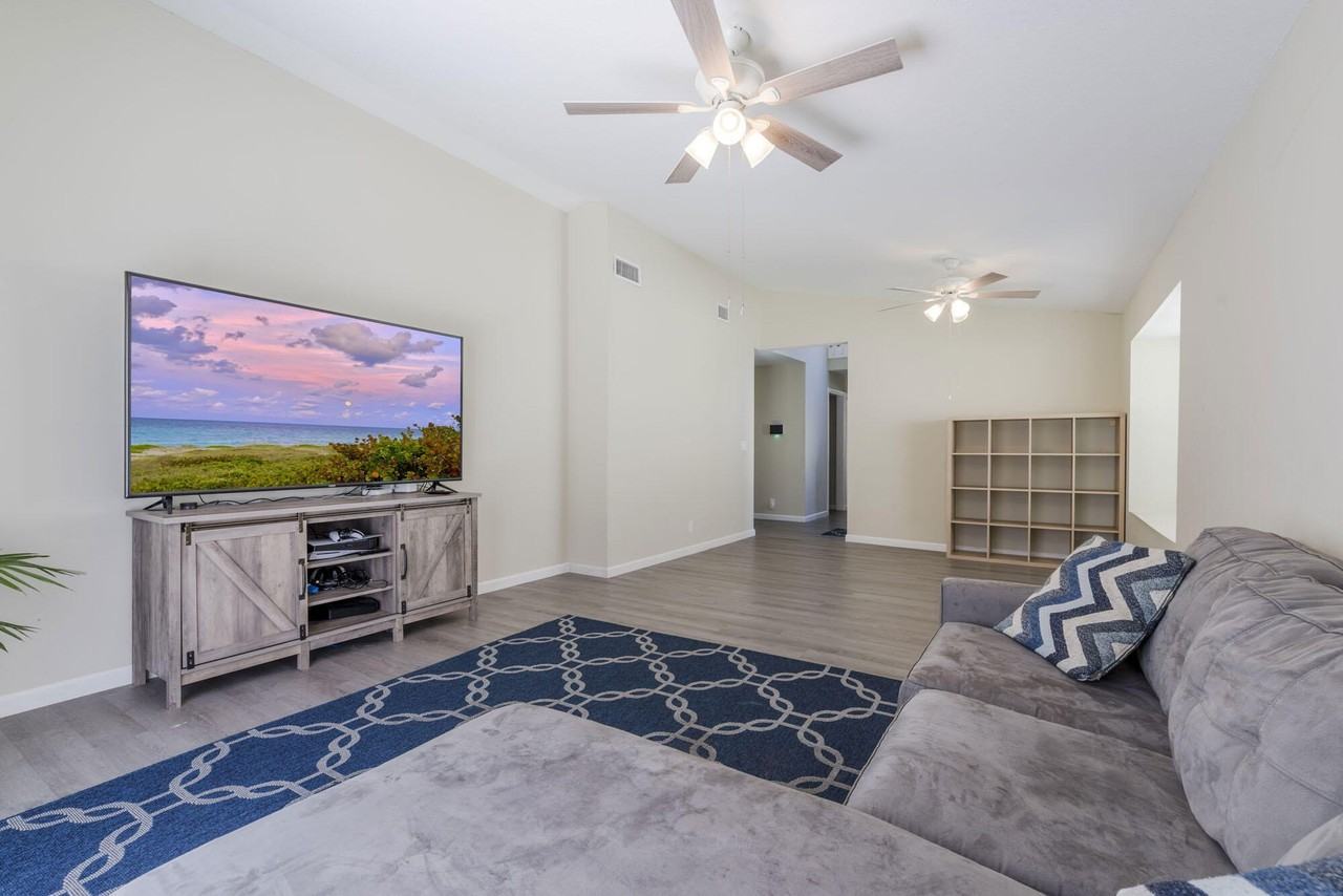 1306 Wild Daisy Ln - Photo 5 of 21