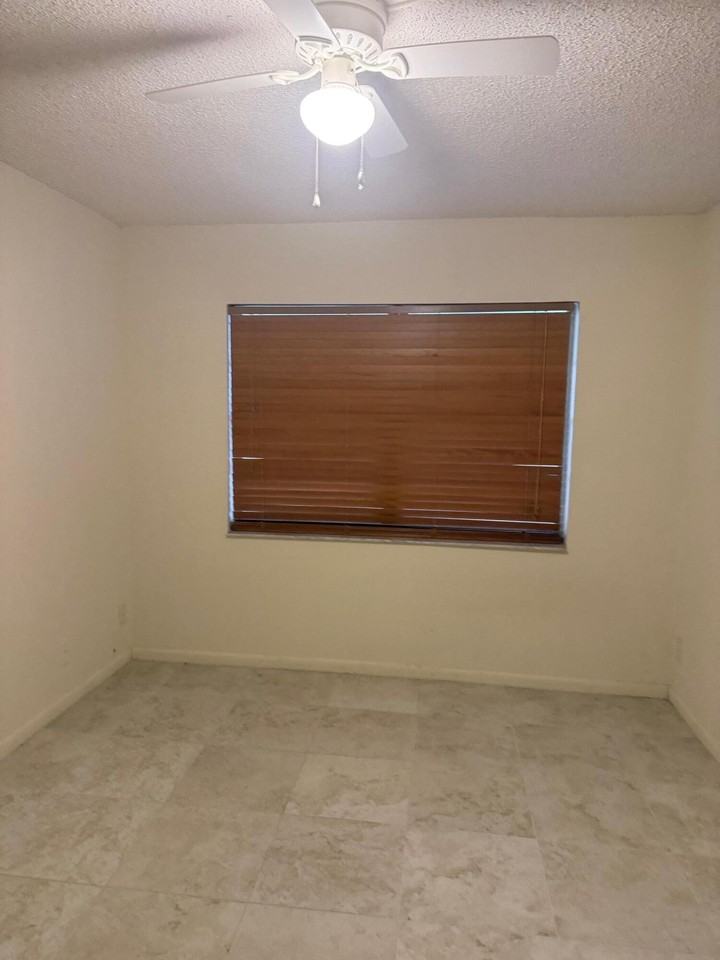 4394 Nw 9th Ave #20-1A - Photo 2 of 6