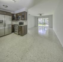 305 S Federal Hwy #2 - Photo 1 of 1
