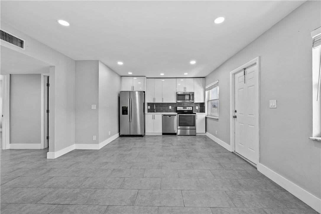 1470 N Dixie Hwy #2 - Photo 4 of 21