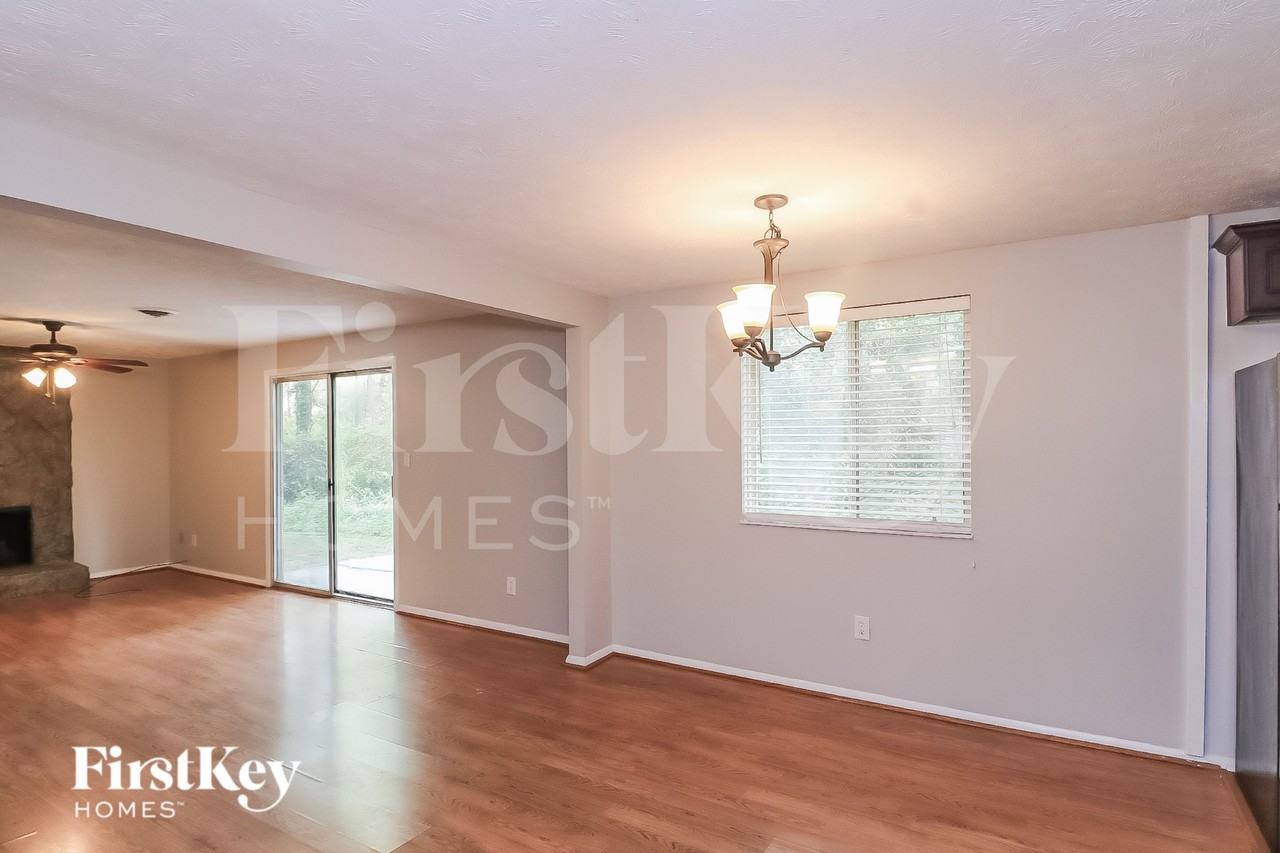 4788 North Cir - Photo 6 of 18