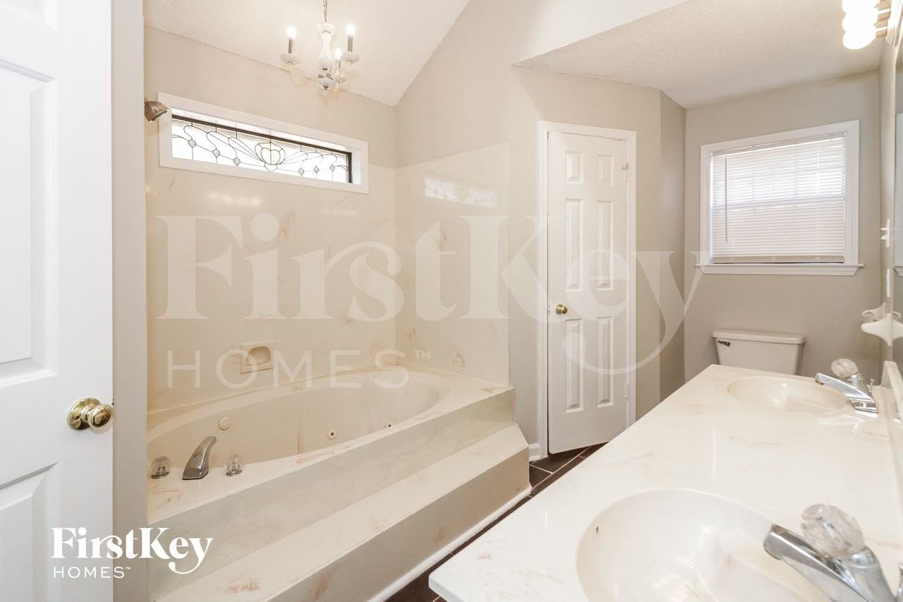 87 Shelley Renee Ln - Photo 7 of 15