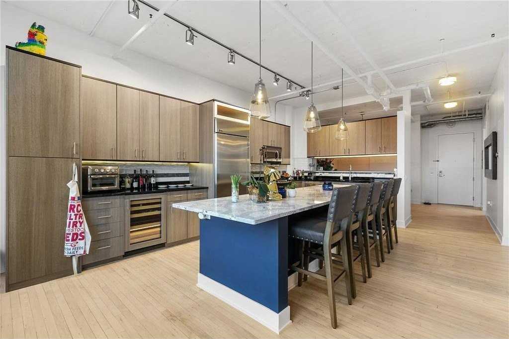 290 Market St #702 - Photo 3 of 46