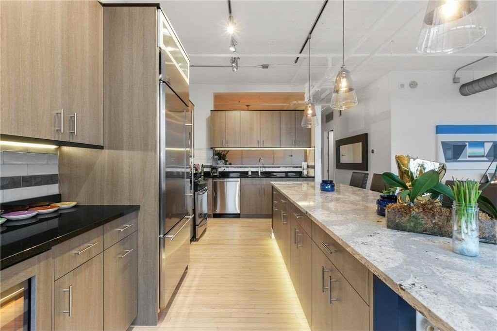 290 Market St #702 - Photo 6 of 46