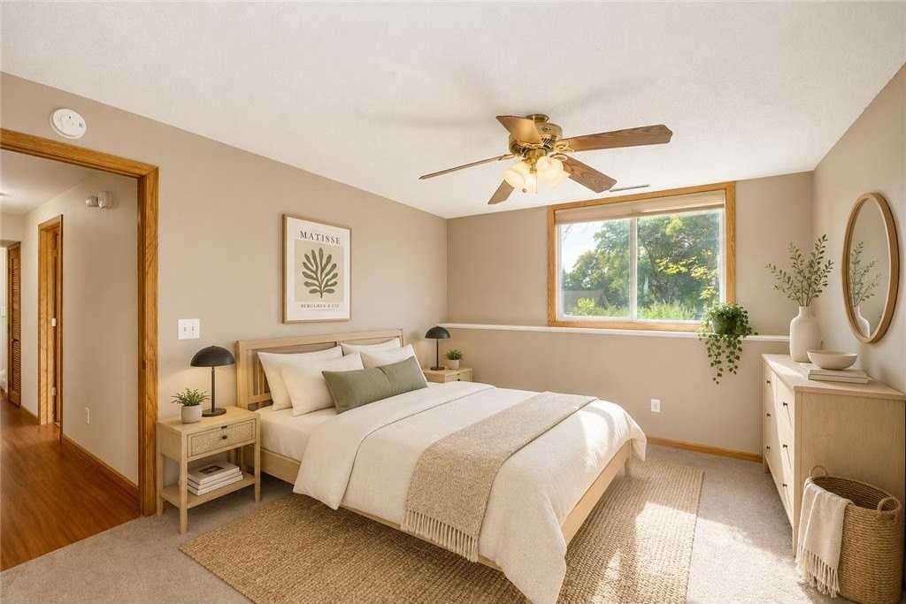 8106 Dakota Ln - Photo 7 of 22