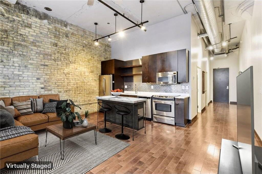 618 Washington Ave N #200 - Photo 2 of 27
