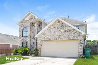 8015 N Tarrytown Crossing Dr - Photo 1 of 1