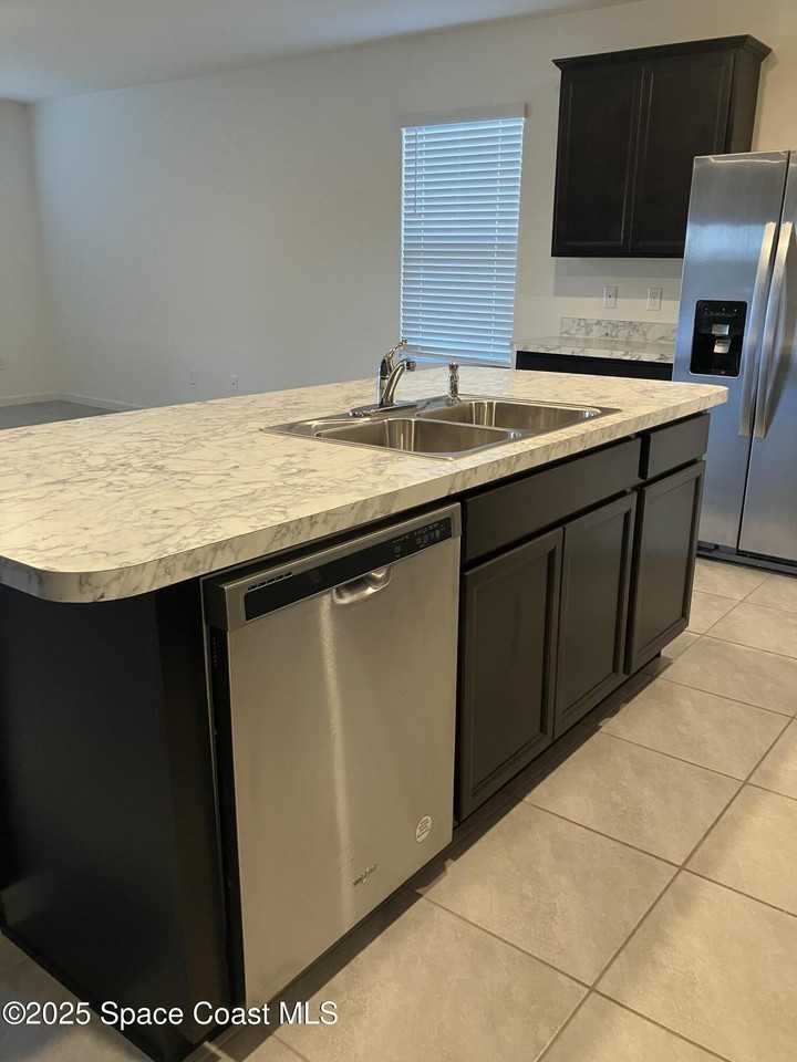 3469 Burrowing Owl Dr - Photo 3 of 13