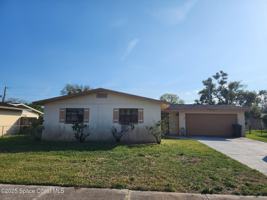 featured image of 2745 Starlight Dr