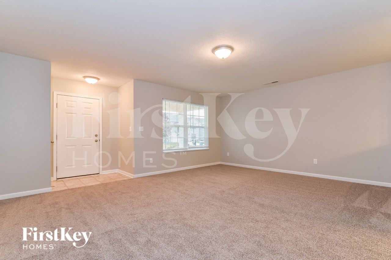 7530 Boundary Bay Ct - Photo 4 of 19