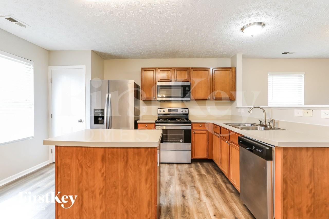 7399 Kenrich Dr - Photo 6 of 16