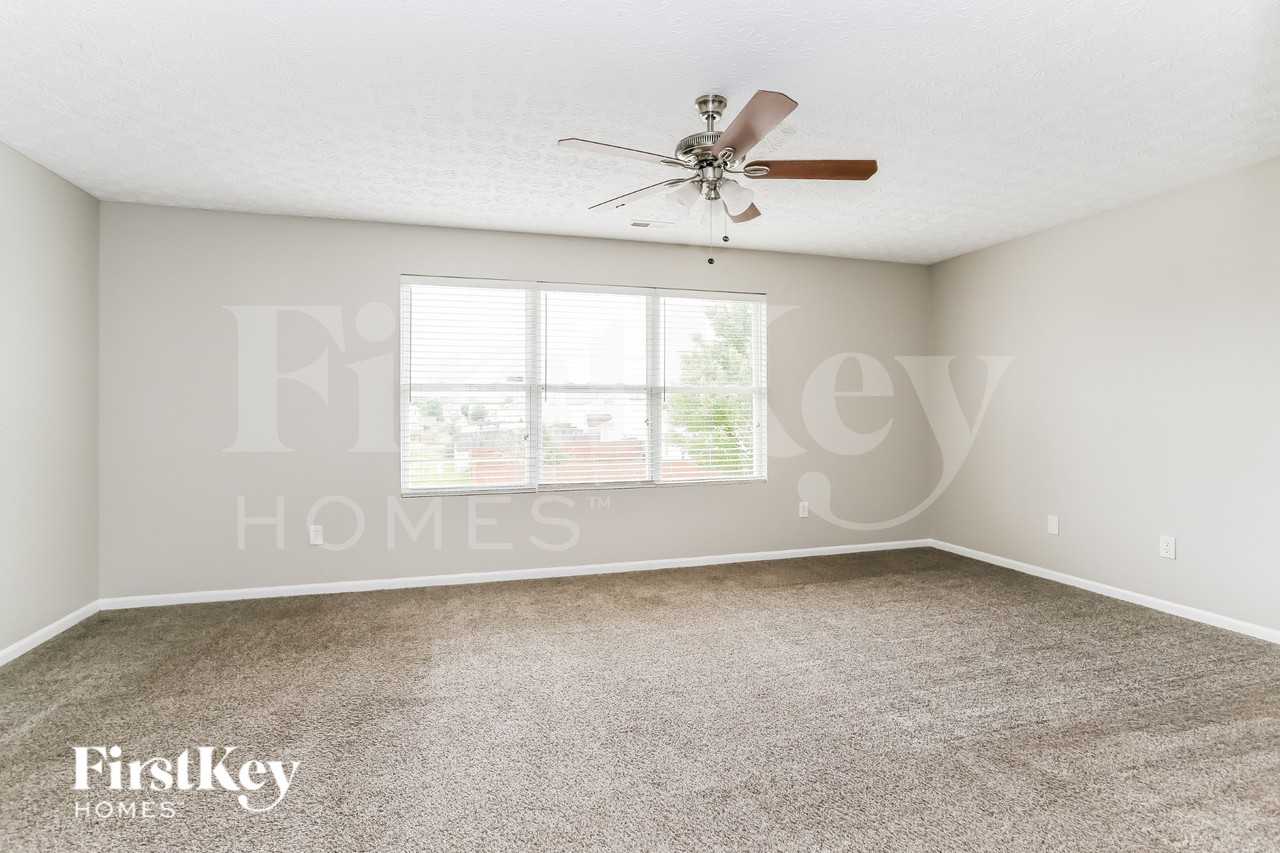 7399 Kenrich Dr - Photo 7 of 16