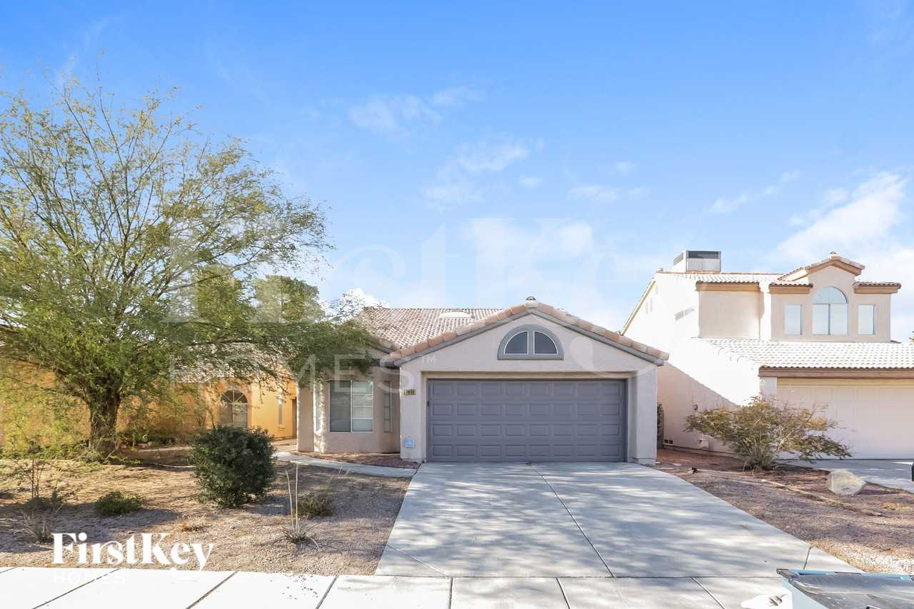 7090 Orange Grove Ln