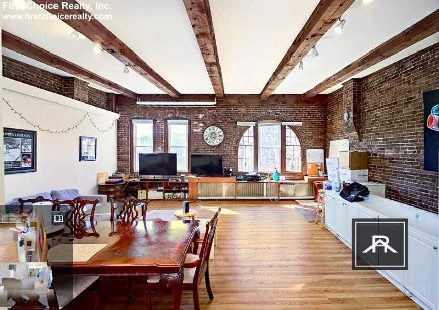31 Saint Marys Ct