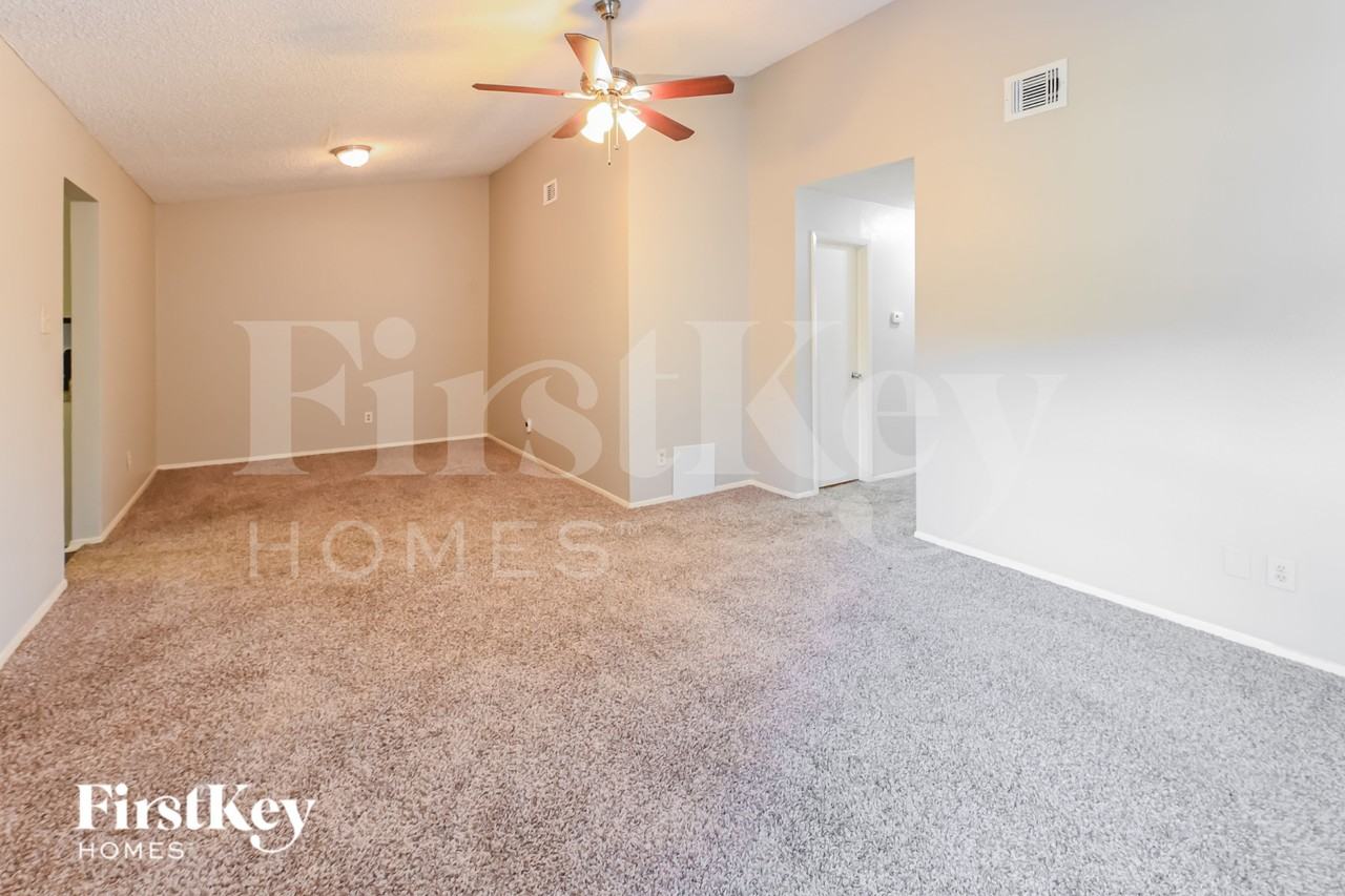 6316 Porterway Dr - Photo 5 of 19